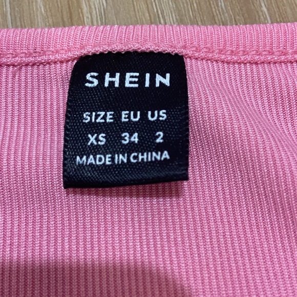 Pink shein ruffley long sleeve cropped shirt - Picture 4 of 6